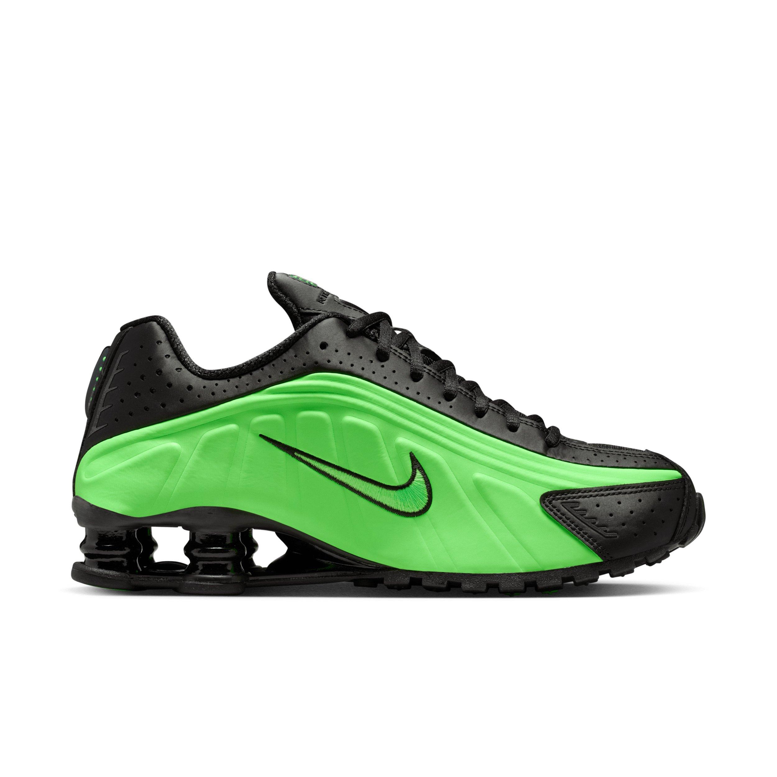 靴 NIKE SHOX BLACK/GREEN Nike Shox R4 Women's Shoe Black/Voltage Green | Hibbett